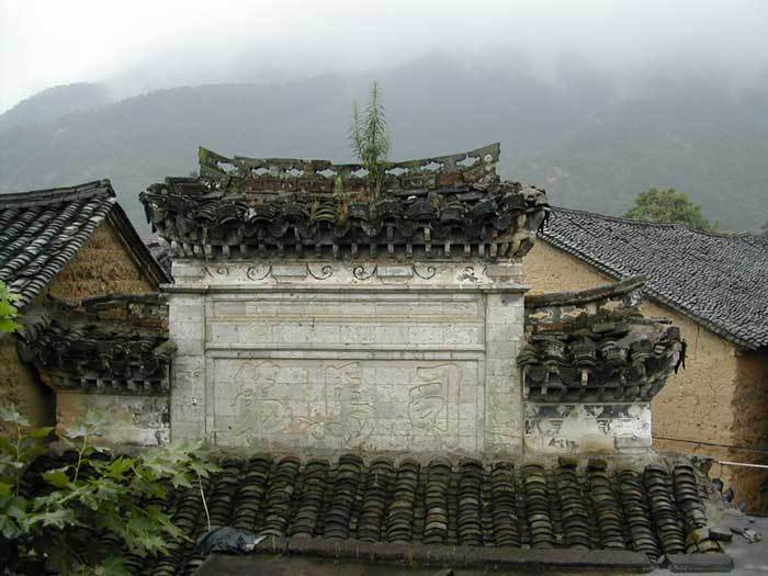 Looking at the mountains from the roof Looking at the mountains from the roof