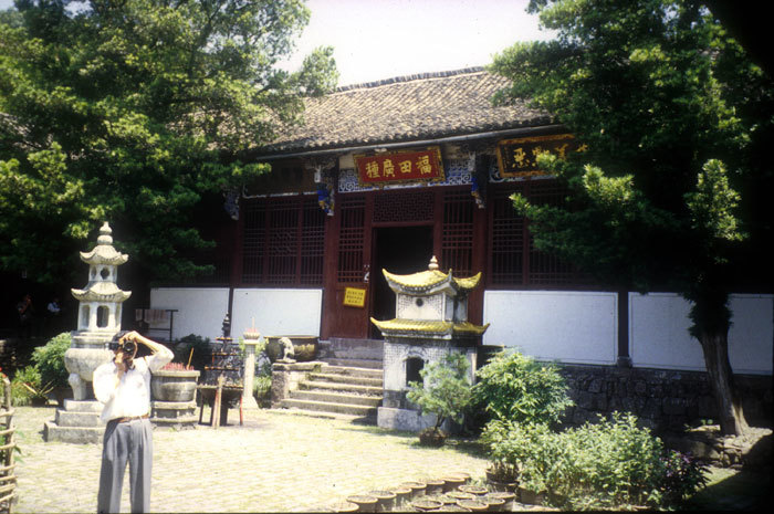 008133.jpg 008133.jpg