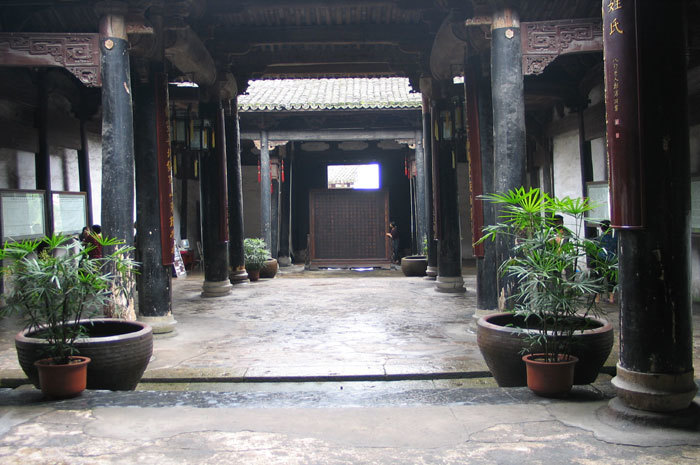 Facing toward entrance from rear (SE)of second room Facing toward entrance from rear (SE)of second room