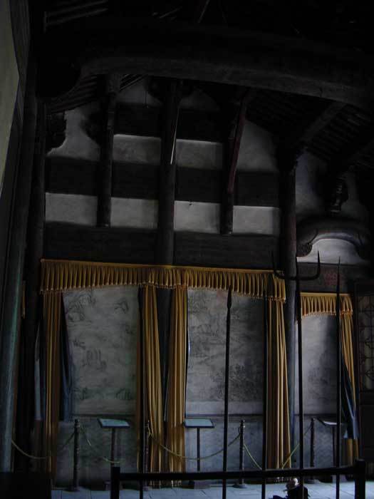 Eastern side of the hall