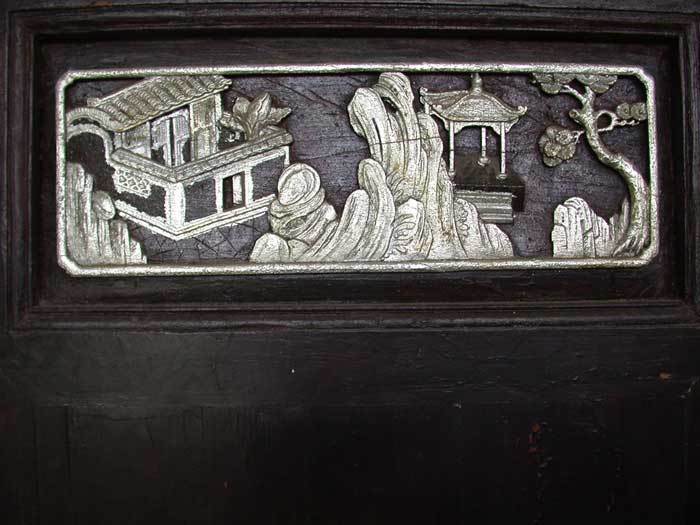 Panels with carvings on the stage2