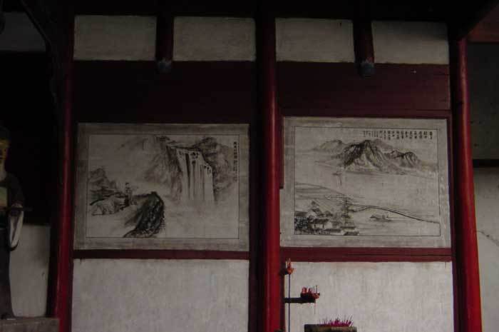 Landscape paintings on the right-hand side wall Landscape paintings on the right-hand side wall