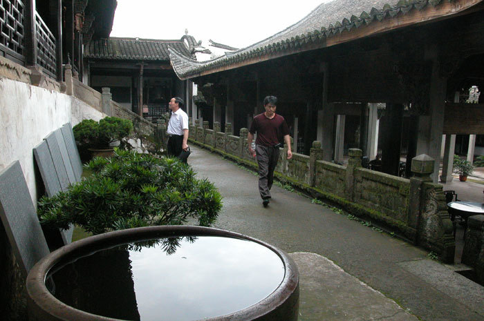 005470.jpg 005470.jpg