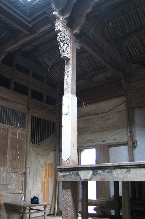 Column of the opera stage2 Column of the opera stage2