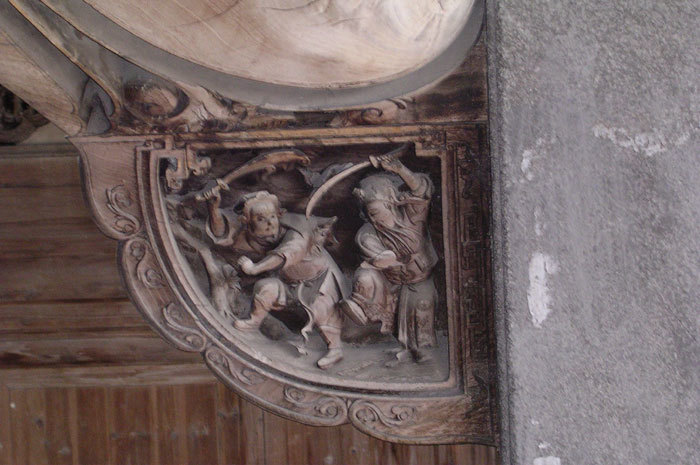 detail of beam carving front hall 3