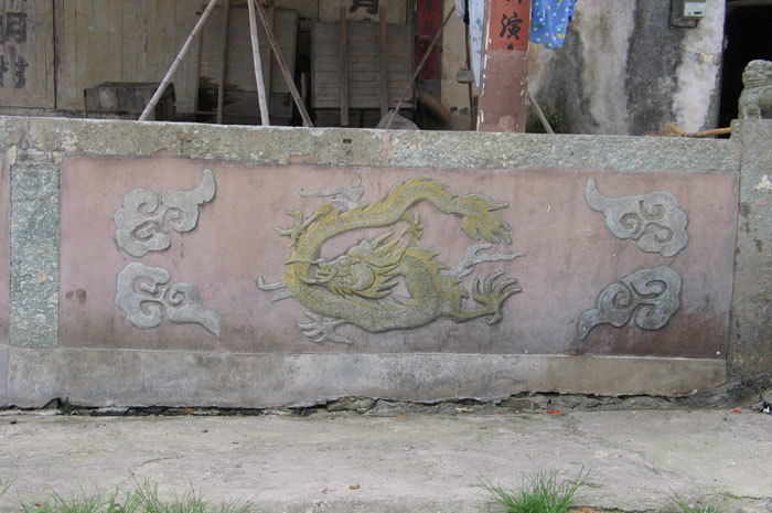 right side detail of the opera stage base