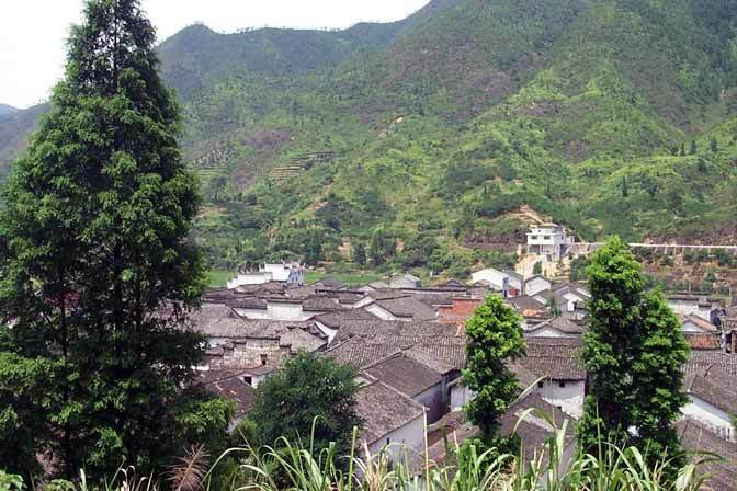 Image of the village from the surrounding hills19