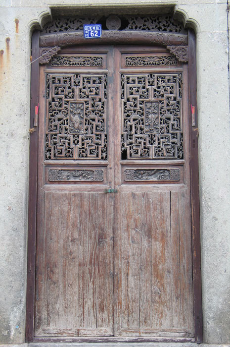 Door Door