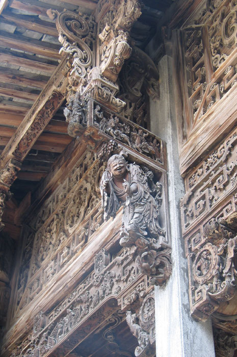 bracket of pillar left of south entry