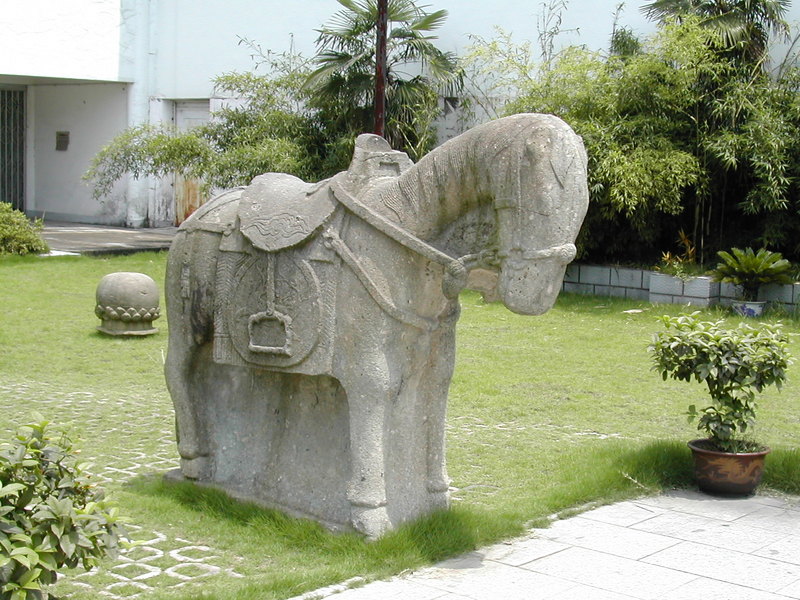 Statue on the tomb way of Wu Baipeng 3 Statue on the tomb way of Wu Baipeng 3