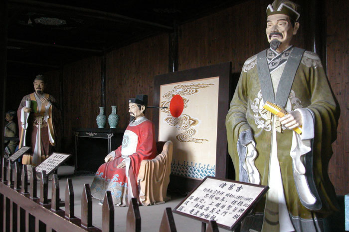 Statues of ancestors Statues of ancestors