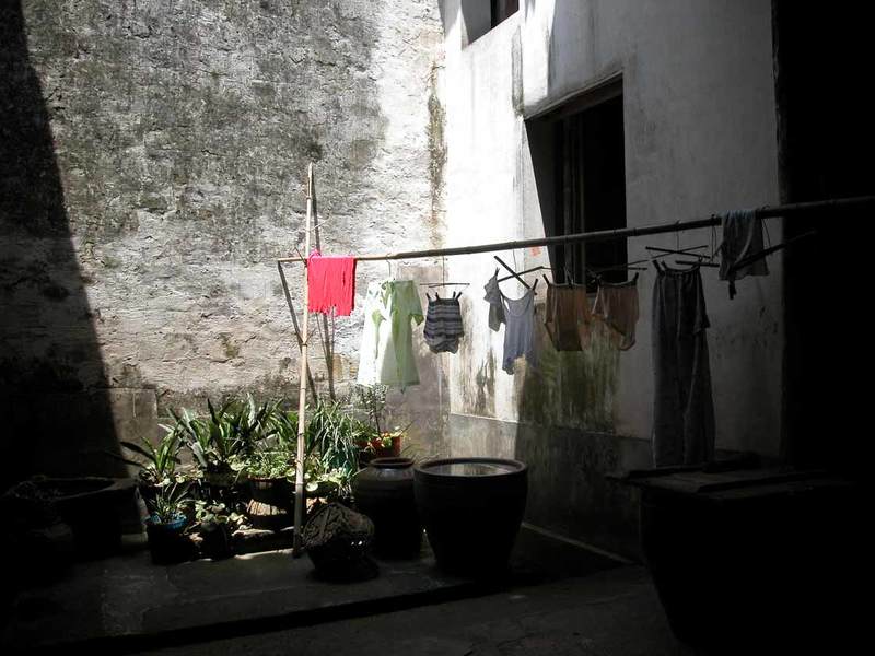 Courtyard of private house4