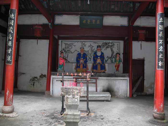 Overview of the hall Overview of the hall