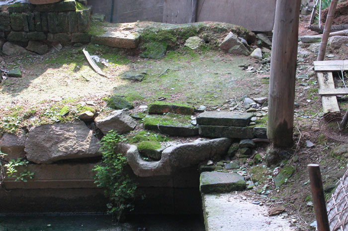 006880.jpg 006880.jpg