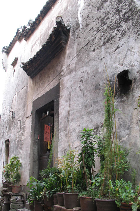 exterior from right corner