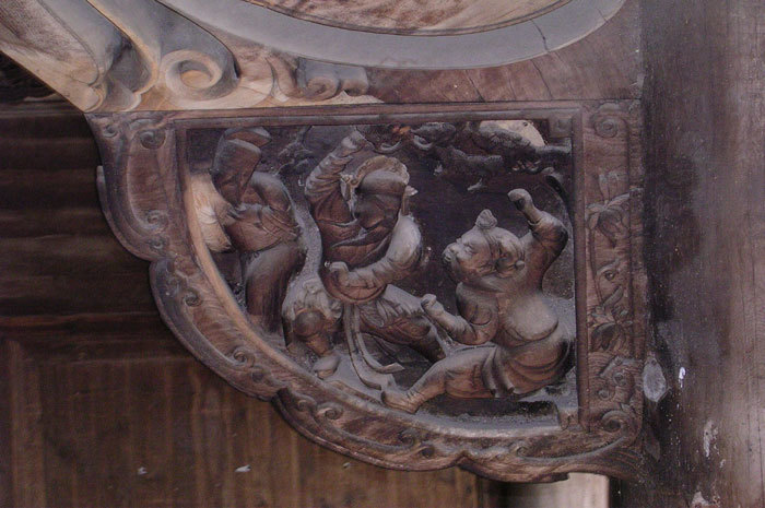 detail of beam carving, front hall