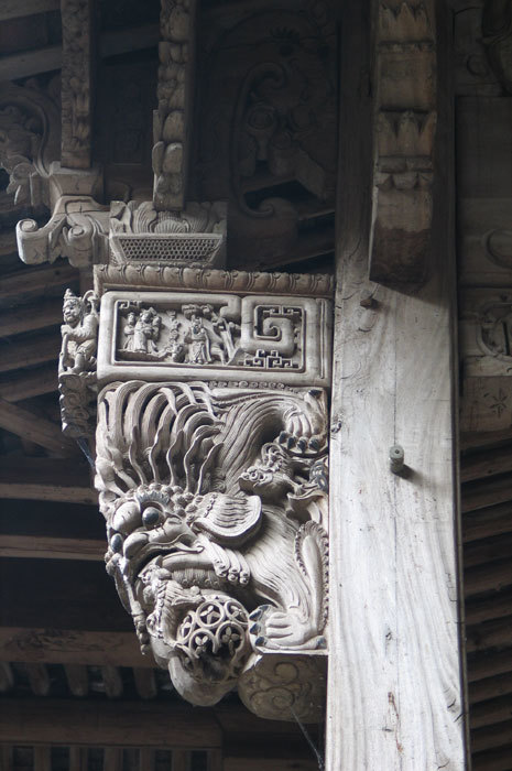 Column of the east wing-1 Column of the east wing-1