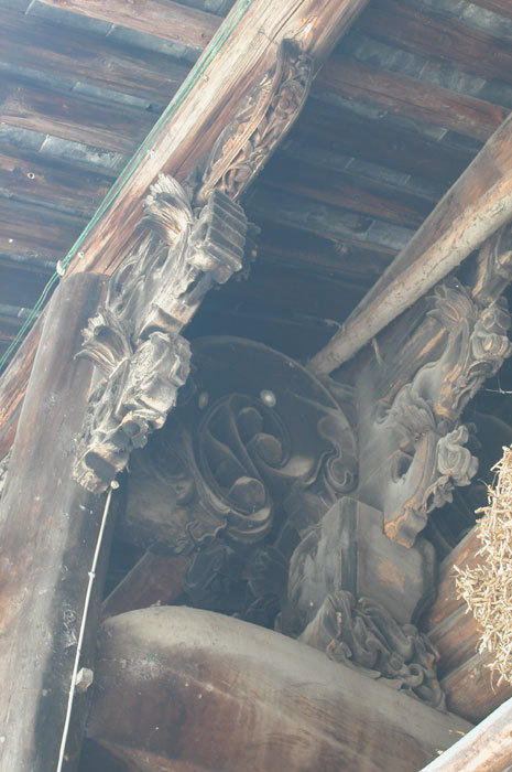 Bracketing at roof of second courtyard