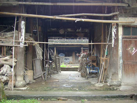 Gathering Blessings Hall, Juqing Tang