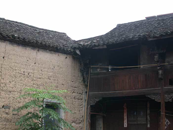 Left-hand side of the two-storied back hall