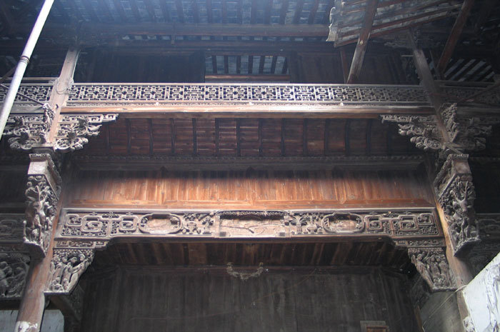 beams and brackets above entry
