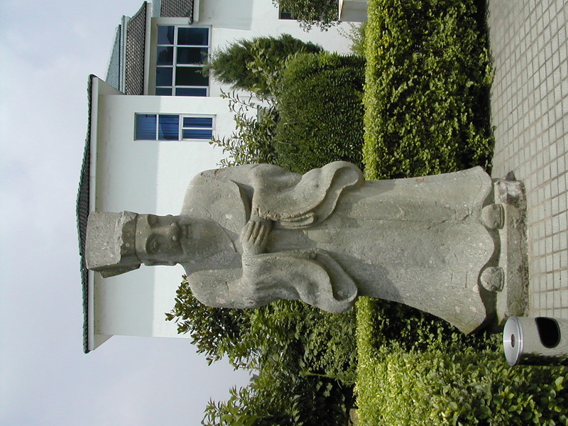 Statue on the tomb way of Wu Baipeng 2 Statue on the tomb way of Wu Baipeng 2