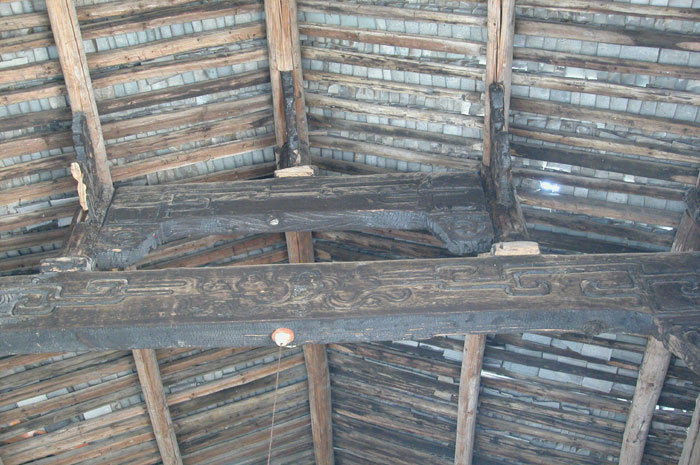 original beam in first bay, right side original beam in first bay, right side