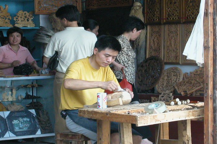 005570.jpg 005570.jpg