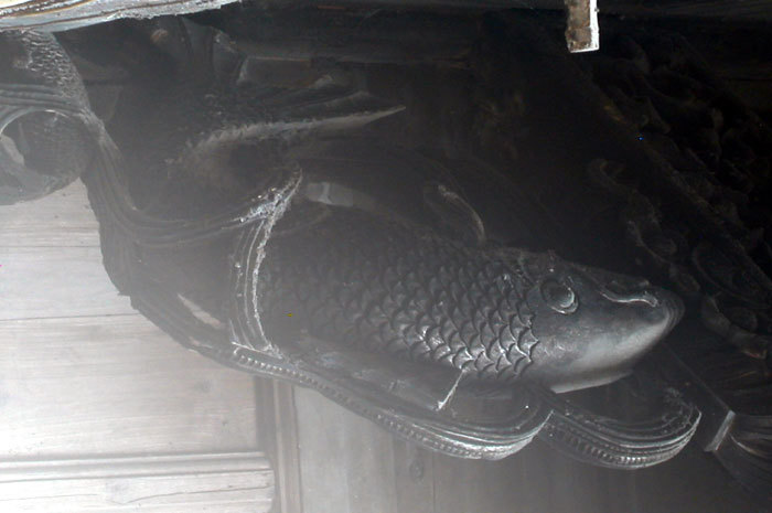 Bracket with fish motif Bracket with fish motif