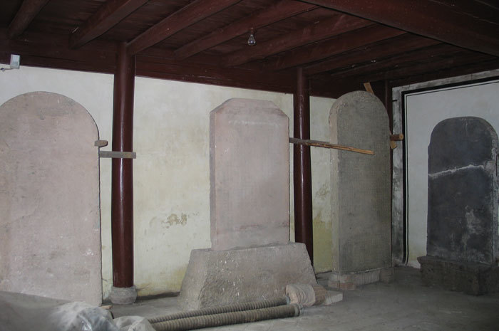 008122.jpg 008122.jpg