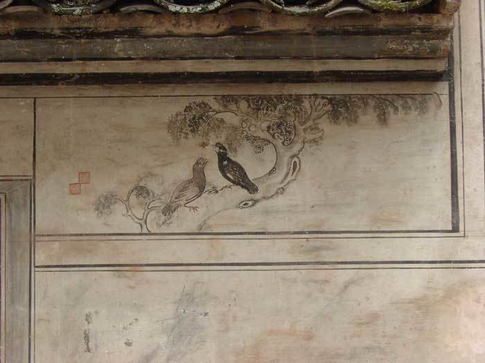 Painting on the back wall.birds