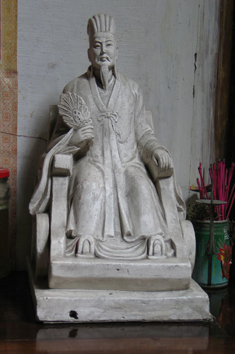 Interior overview-Statue of Zhuge Liang Interior overview-Statue of Zhuge Liang