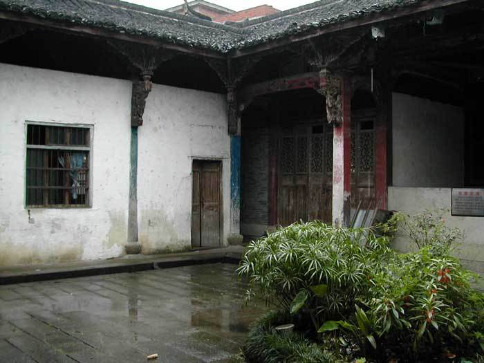 Overview of the left-hand side corner