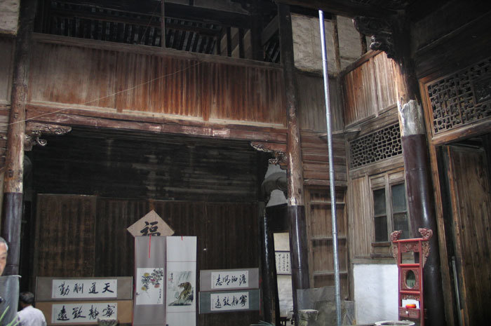 005586.jpg 005586.jpg