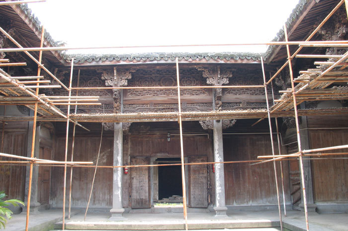 north courtyard entry