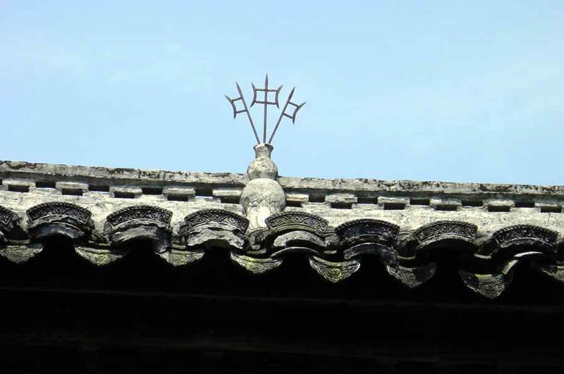 The back of the front hall; the wall can be opened-1 The back of the front hall; the wall can be opened-1