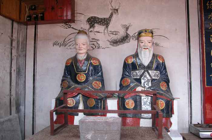 God and Goddess of Earth, right-hand side of the entrance door