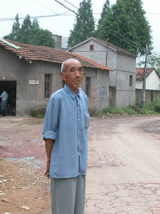 One of the oldest surviving dizhu One of the oldest surviving dizhu