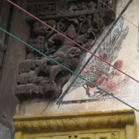 Bracket with right wall