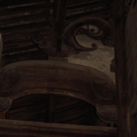 Beam structure of the center of the hall