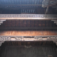 beams and brackets above entry