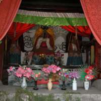 Center. Great Lord of White Mountain and his wives