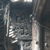 1843 carved bracket (left side)