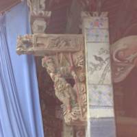 Bracket of the west wing