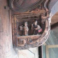 Beam on the northeastern corner detailed carving of the beam01