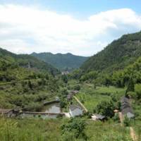 A swimming poor next to Lake Dawan