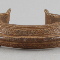 pennanular bracelet.JPG