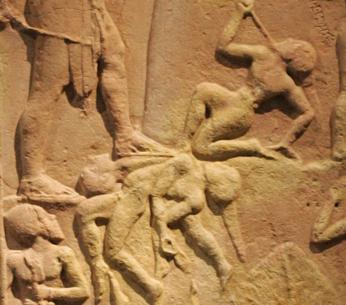 Victory_stele_of_Naram_Sin_9068 4.jpg