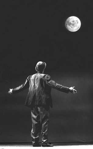 Godot_moon4.jpg