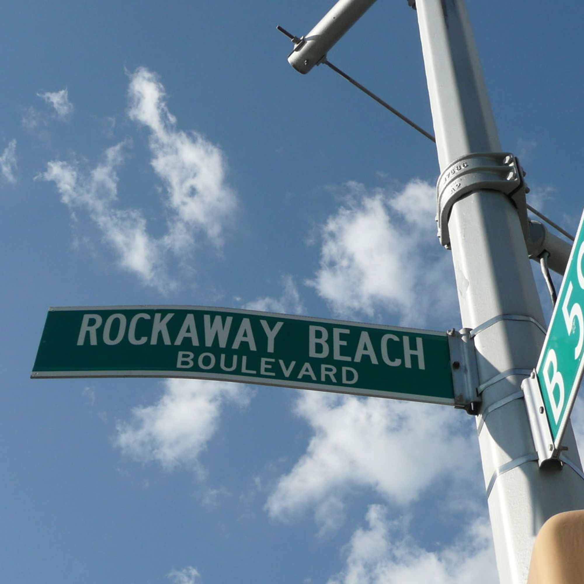 1280px-Rockaway_Beach_Boulevard.JPG
